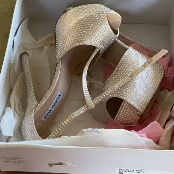 Steve Madden women size 9 Angylyna Champagne Mlt color - Picture 10 of 11